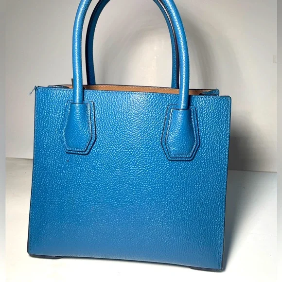 LE Michael Kors crossbody Bundle - Picture 7 of 16